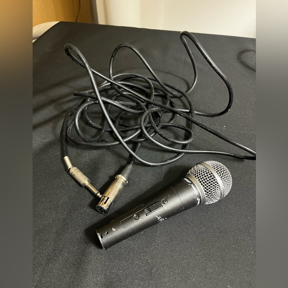 Pyle microphone with cord PDMIC59 instrument musician